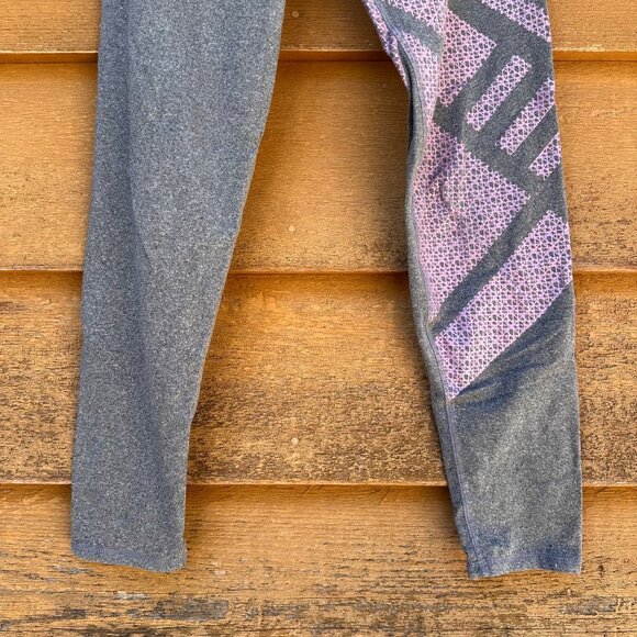 Champion Girls Activewear Leggings Size Large 10/12 Gray With Purple Geometric D - Picture 5 of 7